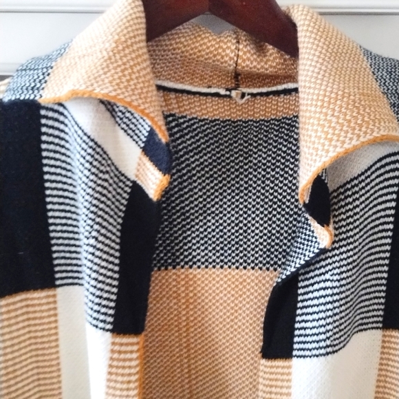 SHEIN Privé Women's Plaid Double Pockets Cardigan With Open Front - Picture 6 of 16